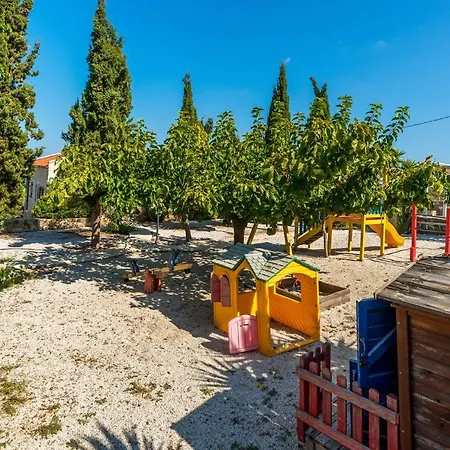 Villa Melpomene St George Retreat By Apokoronas-villas Kokkino Chorio